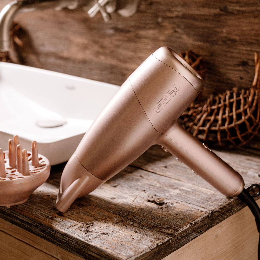 Conair Secadora InfinitiPro Frizz Free Flex con Control de Iones Personalizable- Color Rose Gold