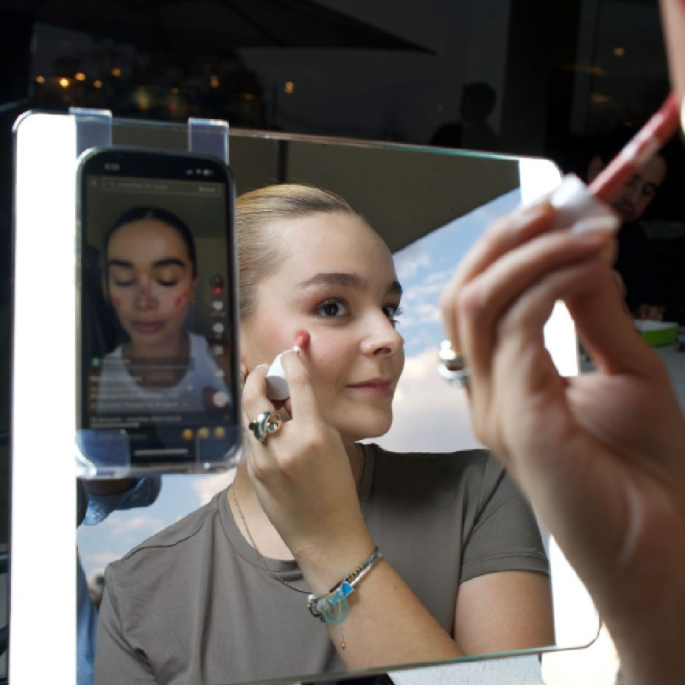 Conair Espejo de Halo Cuadrado 1x-10x con Luz LED para Maquillaje y Contenido