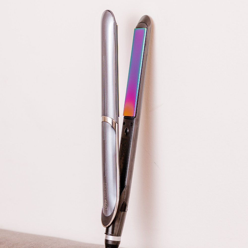 Conair InfinitiPRO Alaciadora de Titanio - Color Tornasol