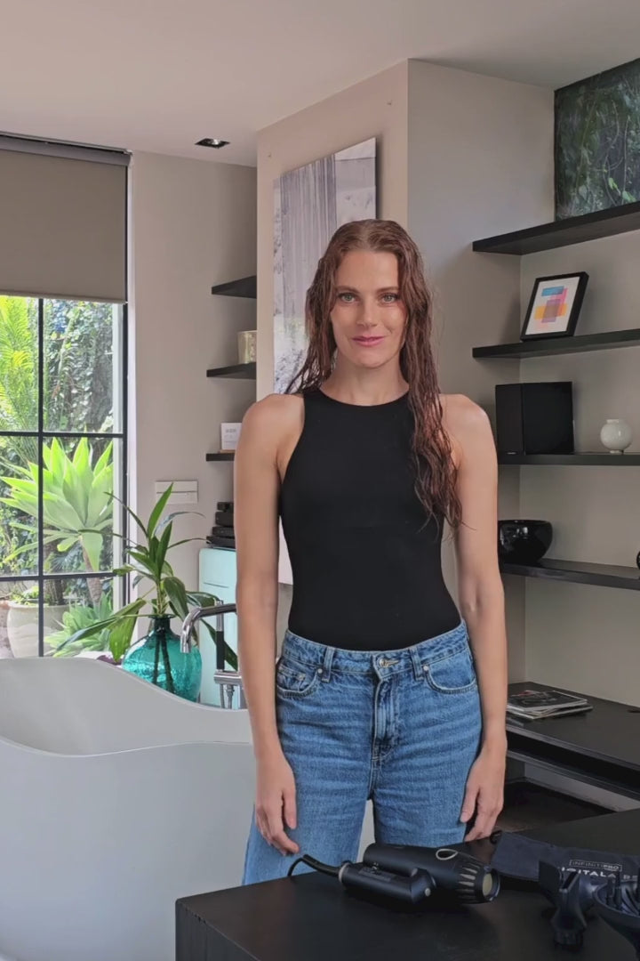 Secadora DigitalAIRE 2.0 InfinitiPro by Conair Voltaje Universal