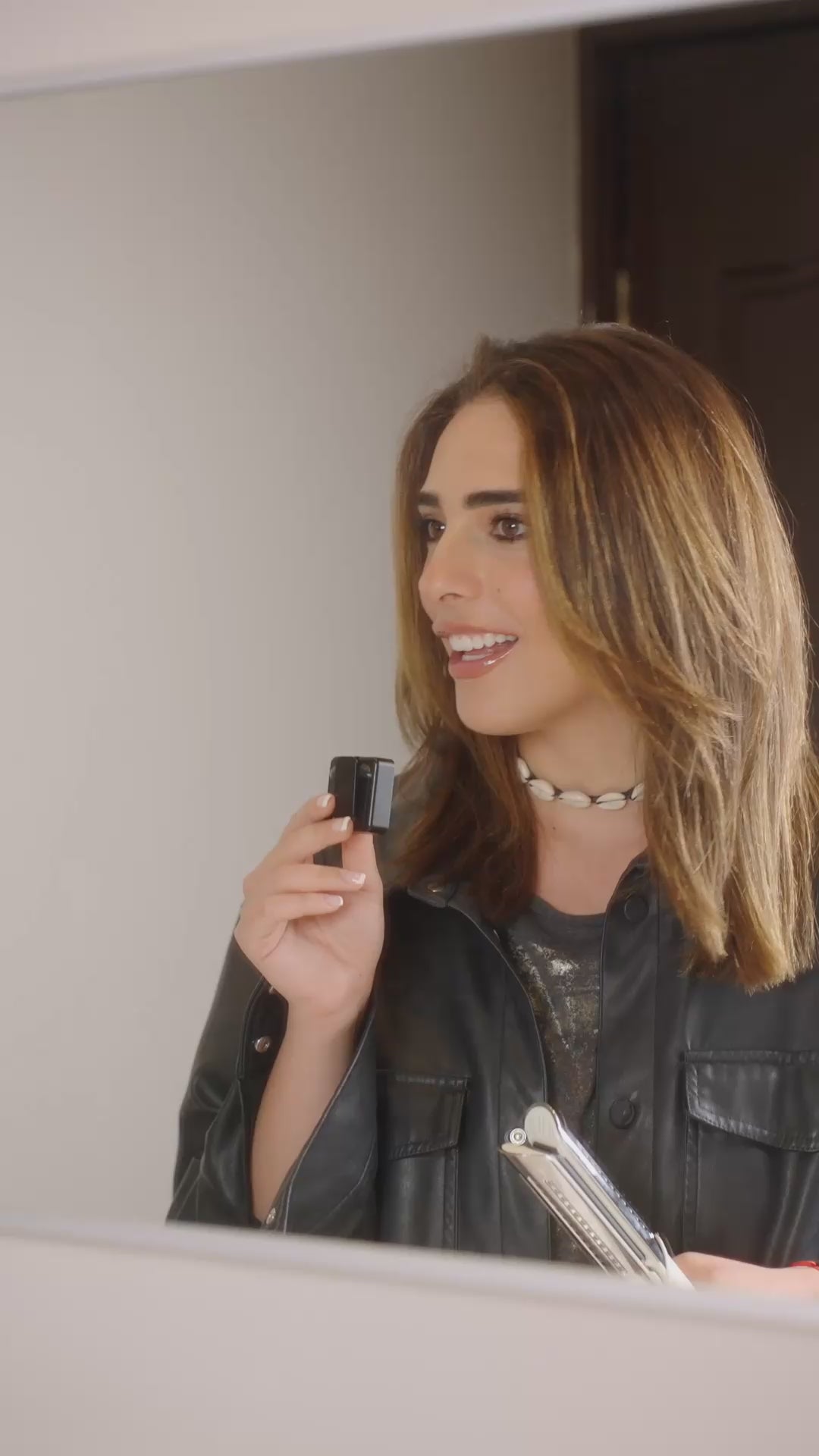 Alaciadora y Rizadora 2 en 1 con Aire Frío